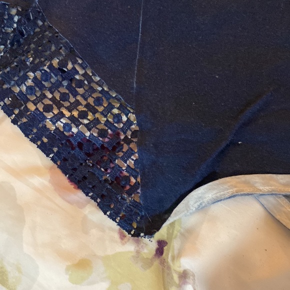 Good condition plus size women’s floral asymmetrical hanky hem top 20W-22W - Picture 3 of 5